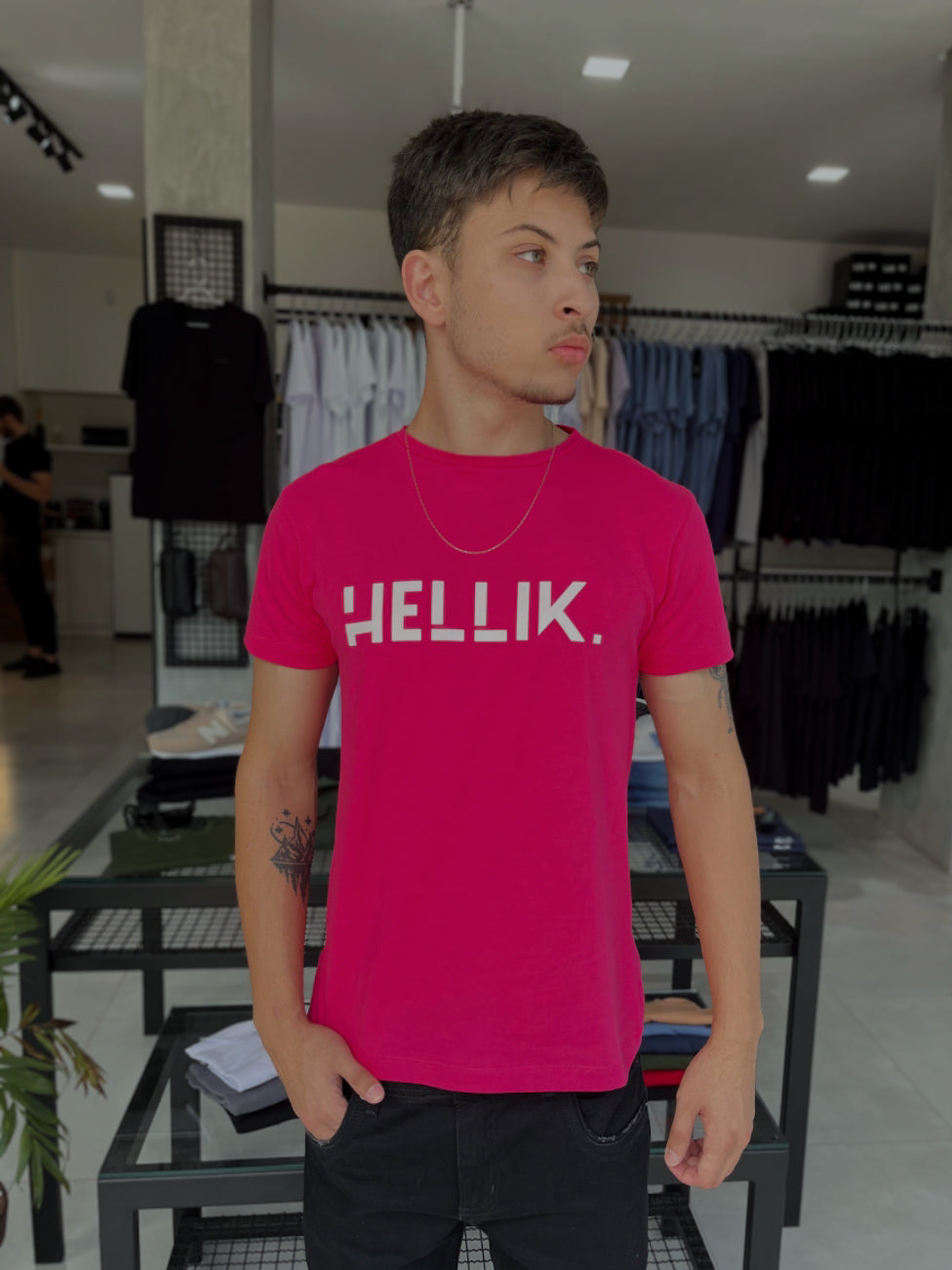 Camiseta Hellik Cotton